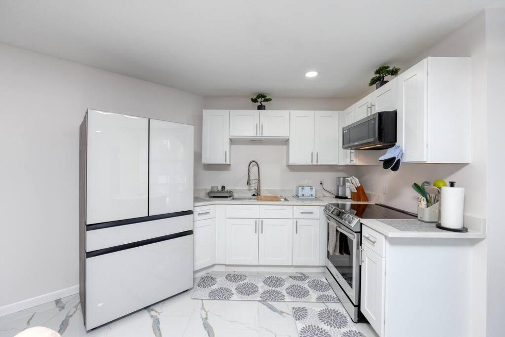 Luxury Style Townhome With Pool - 1 Miles To Bucs Stadium Tampa Eksteriør bilde
