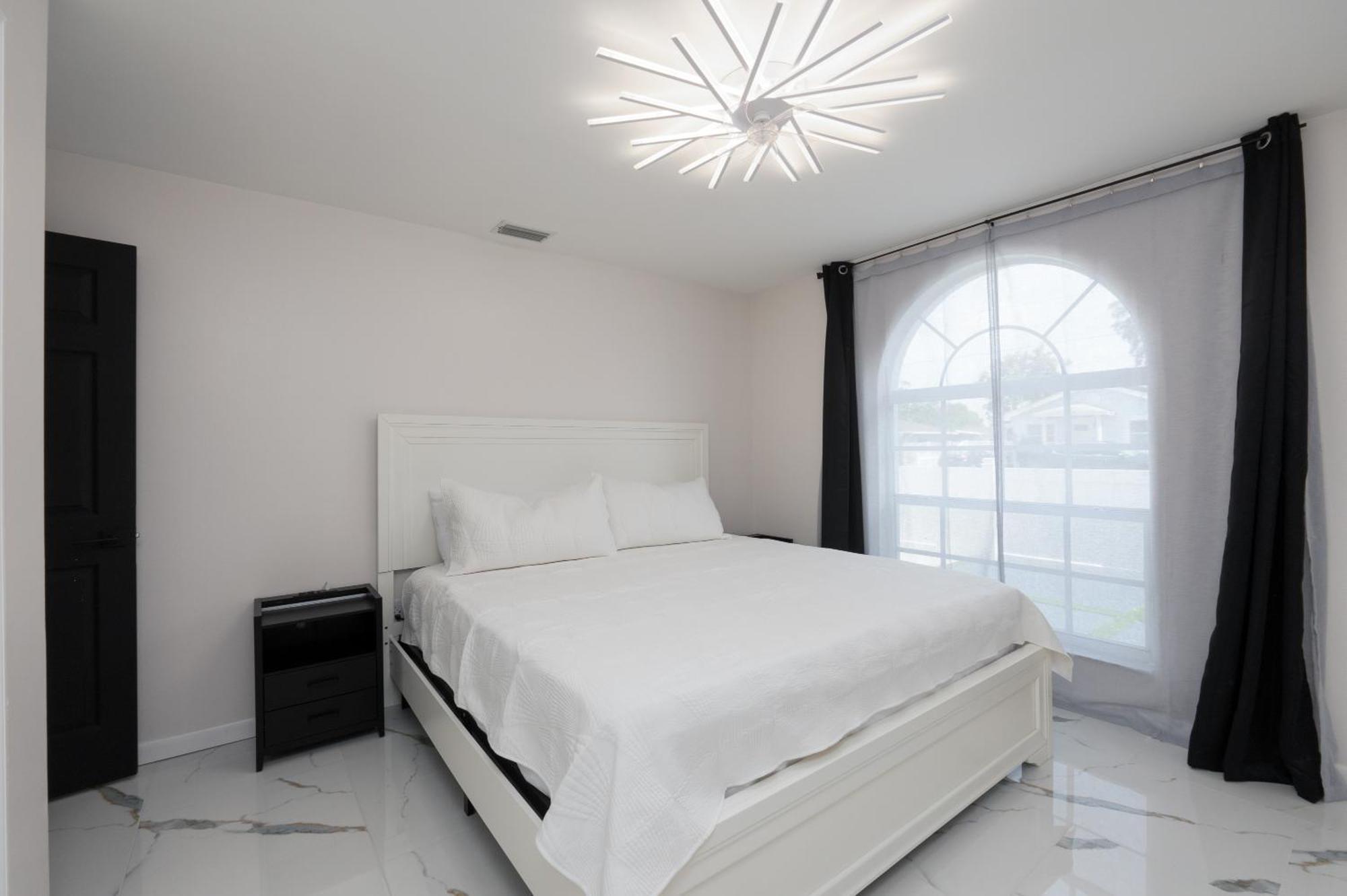 Luxury Style Townhome With Pool - 1 Miles To Bucs Stadium Tampa Eksteriør bilde